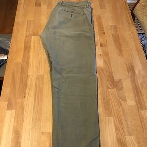 J crew 484 cotton twill textured chino 34x32 light military green/grey